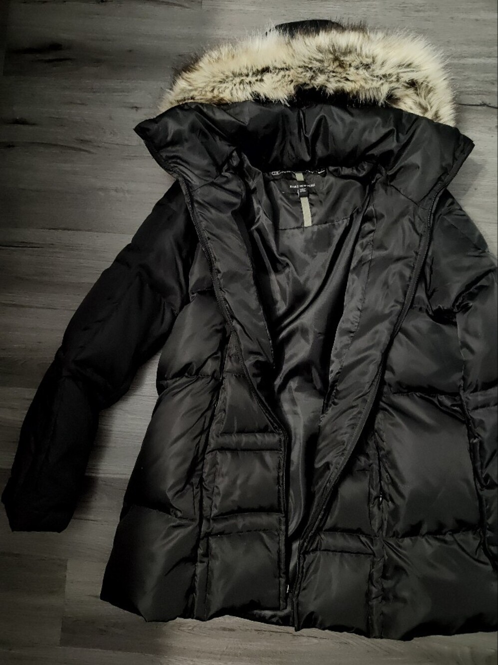 Jones New York Women's Black Puffer Coat with Faux Fur Trim L/XL
